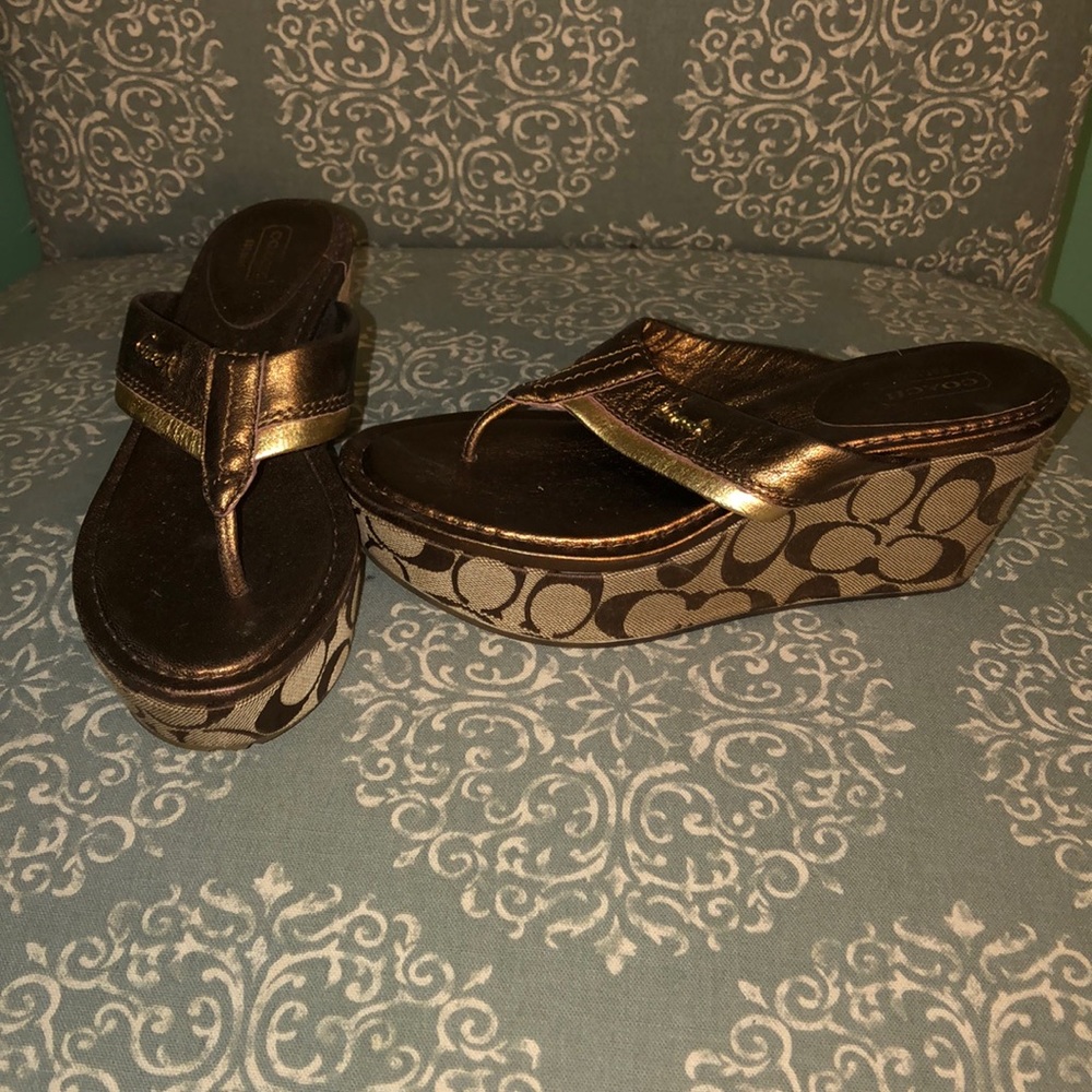 Coach Sandals - Size 7